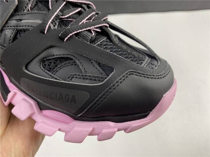 BLCG Track Trainer pink and black lighted 542023 W3AC1 1050