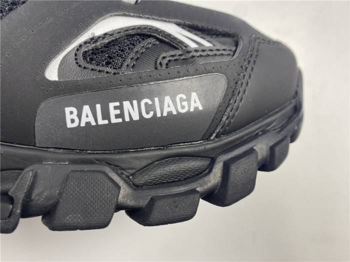 BLCG Track Trainer black 542436-W1G81-2045