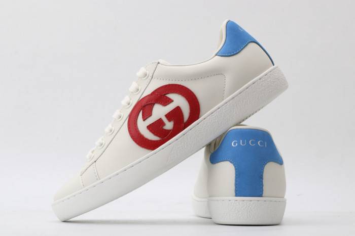 G*u*i ace embroidered low-top sneaker 431942a38g09066