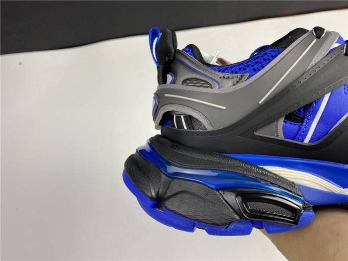 BLCG Track Trainer Blue And Black 542436-W3AC1-2047