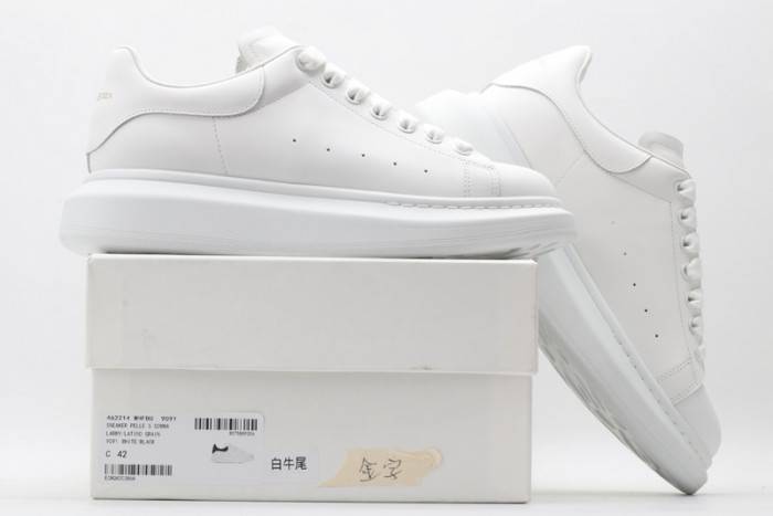 MQ Sneakers