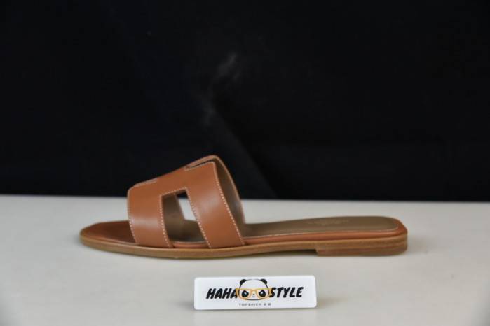 HERM*S SLIPPERS