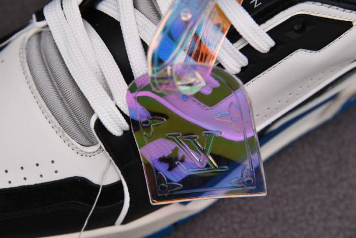 LOUI VUITTO SNEAKER