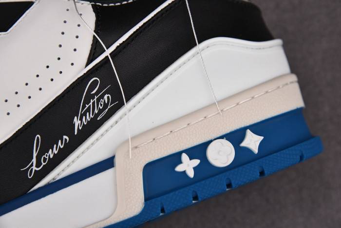 LOUI VUITTO SNEAKER