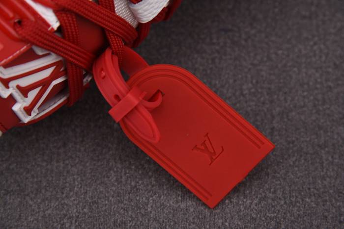 LOUI VUITTO SNEAKER