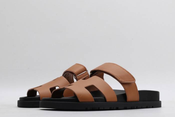 HERM*S SLIPPERS