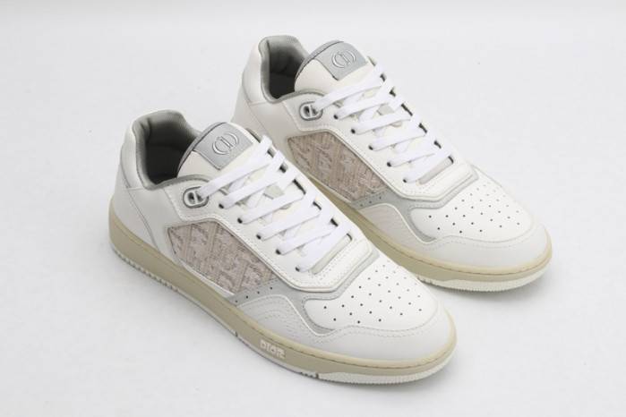 D10R B27 SNEAKER