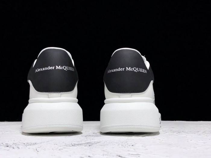 MQ Sneakers