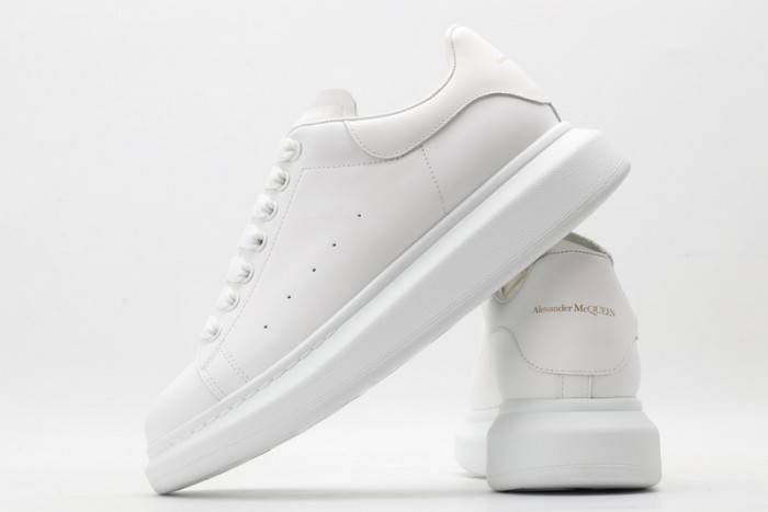 MQ Sneakers