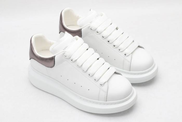 MQ Sneakers