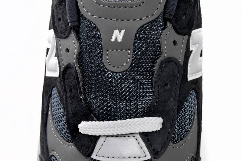 New Balance 992 Navy Grey