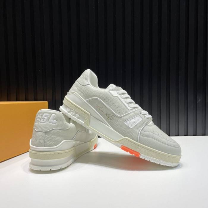 LOUI VUITTO SNEAKER
