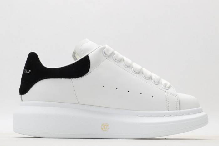 MQ Sneakers