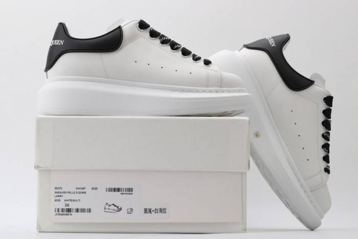 MQ Sneakers