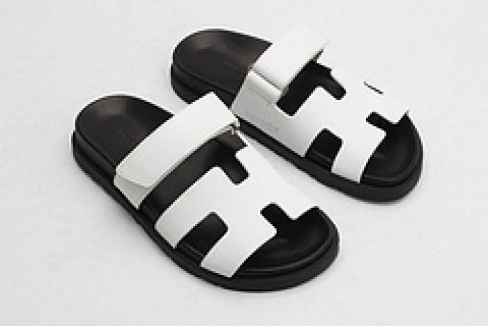 HERM*S SLIPPERS