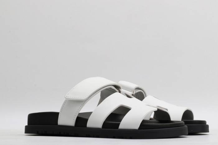 HERM*S SLIPPERS