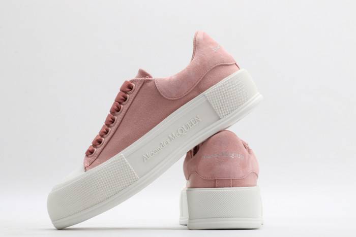 MQ Sneakers