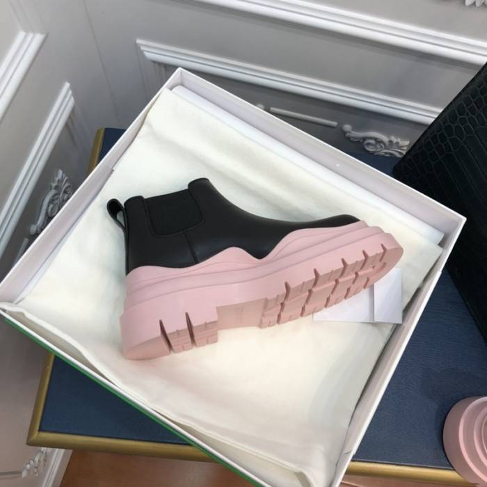 bo*te*ga Ve*ne*ta boots