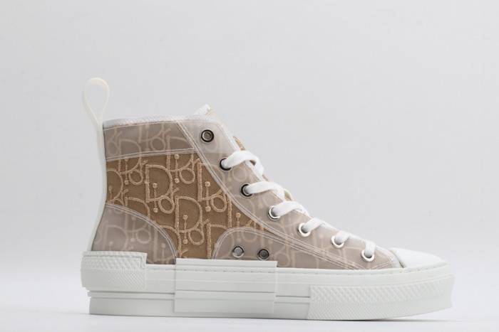 D10R B23 Oblique High Top Sneaker