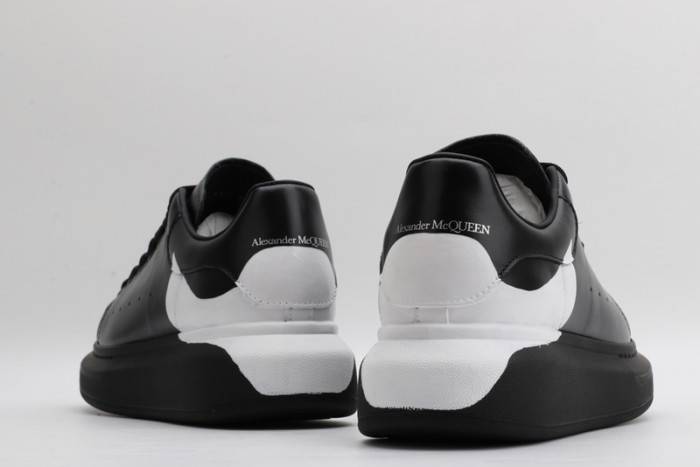 MQ Sneakers