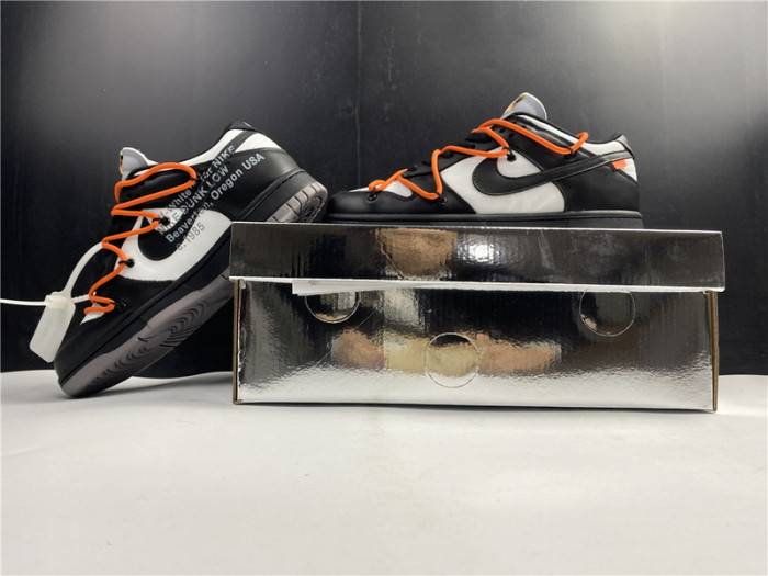 00F x Nike Dunk Low CT0856 -001