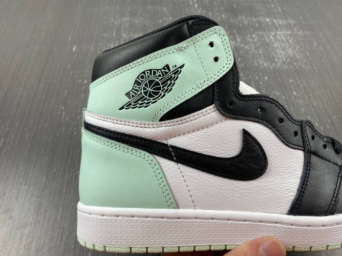 AIR JORDAN 1 RETRO HIGH OG NRG AJ1 861428 100