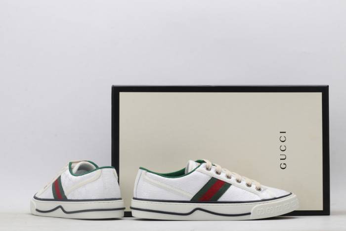 G*u*i sneaker 123-4