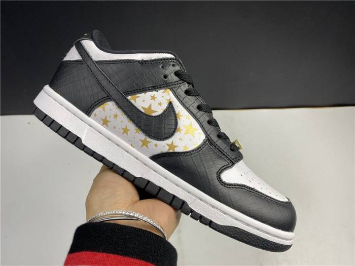 Nike SB Dunk Low Stars Black (2021) DH3228-102