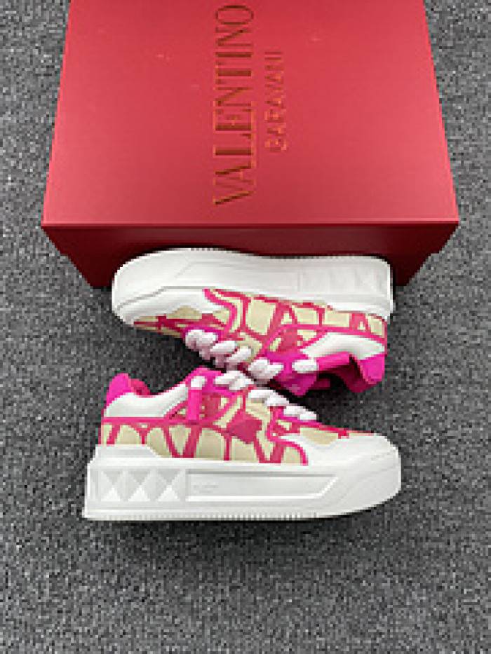 VALE·NTI·NO· Sneakers