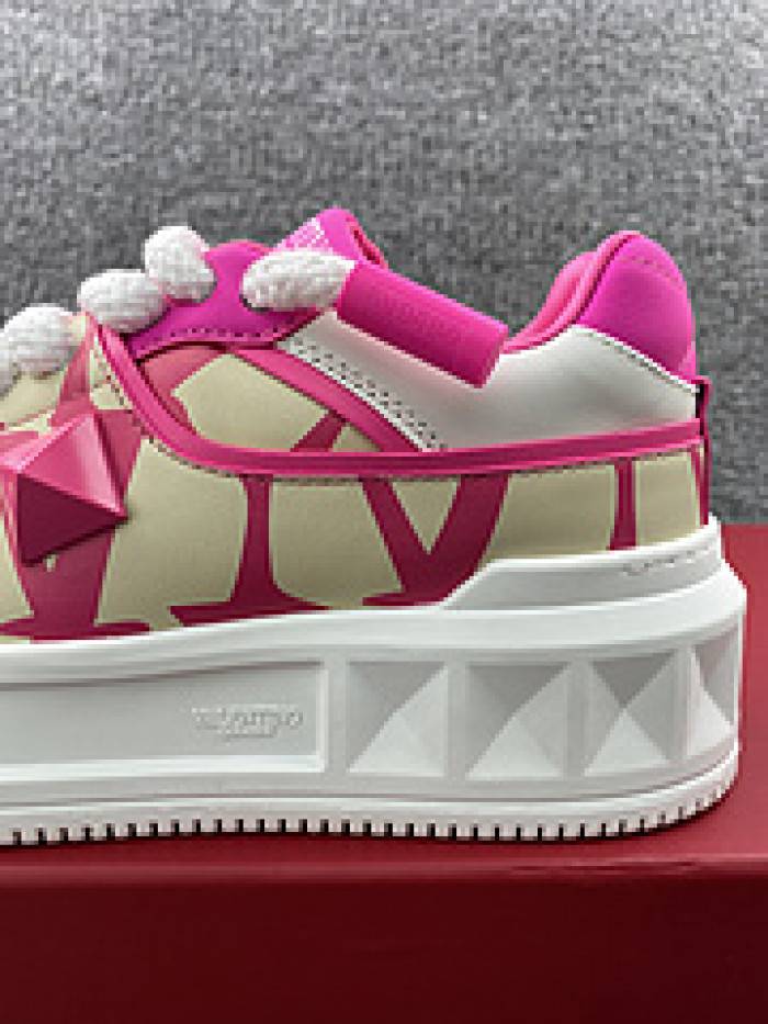 VALE·NTI·NO· Sneakers