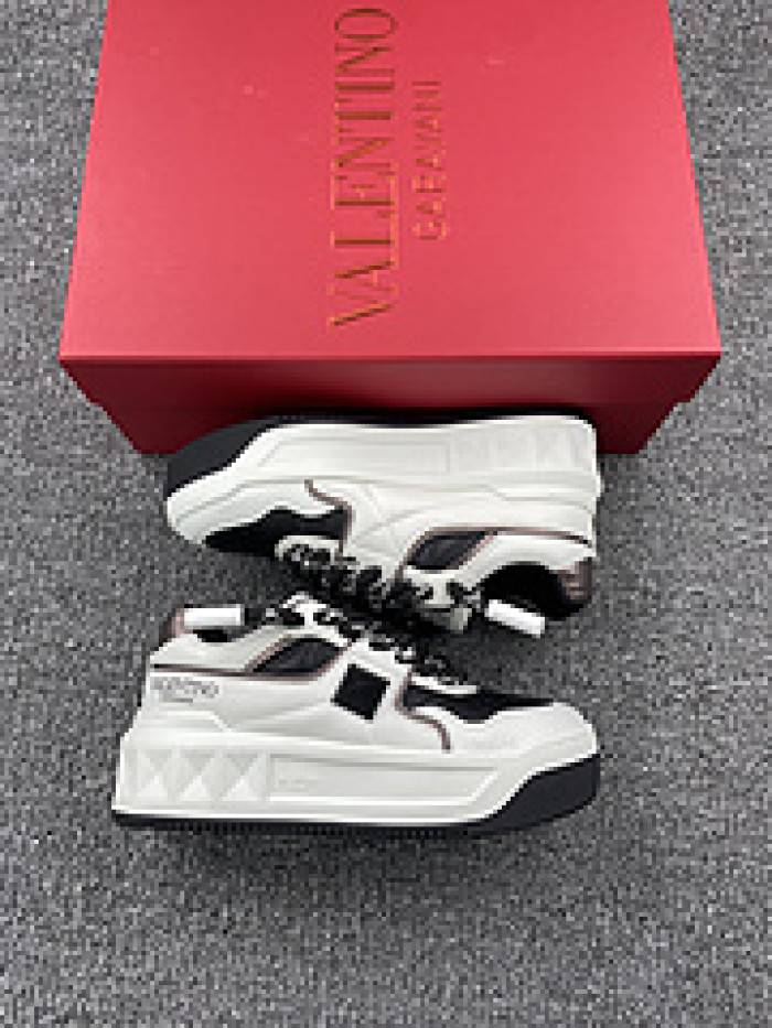 VALE·NTI·NO· Sneakers VS021